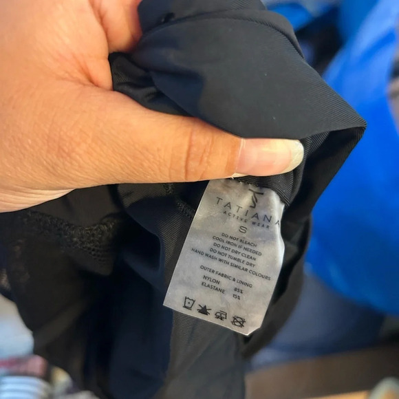 Tatiana Activewear Esme Crop Top - Picture 5 of 6